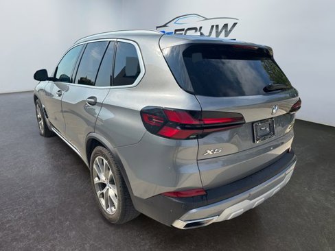 Used 2024 BMW X5 xDrive40i w/ Premium Package image 18