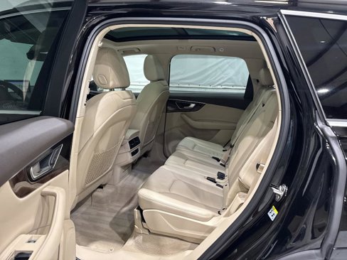 Used 2017 Audi Q7 3.0T Premium Plus image 56