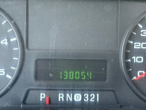 Used 2007 Ford F550 2WD Regular Cab Super Duty image 28