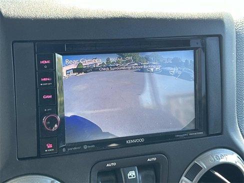 Used 2016 Jeep Wrangler Unlimited Sport image 21
