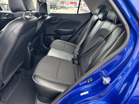 Certified 2022 Hyundai Venue Limited w/ Cargo Package image 14