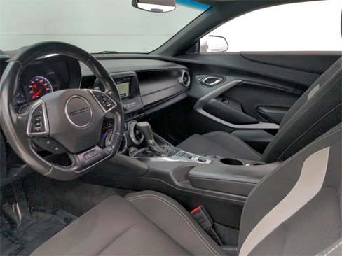 Used 2017 Chevrolet Camaro LT w/ RS Package image 25
