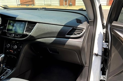 Used 2021 Buick Encore Preferred w/ Safety Package image 25