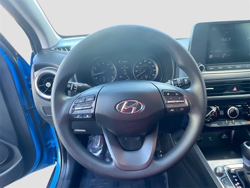 Used 2022 Hyundai Kona SEL image 11