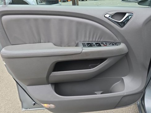 Used 2010 Honda Odyssey EX-L image 23
