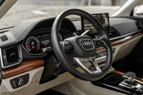 Used 2022 Audi Q5 2.0T Premium Plus w/ Premium Plus Package image 8