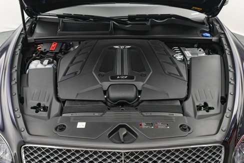 Used 2023 Bentley Bentayga image 30