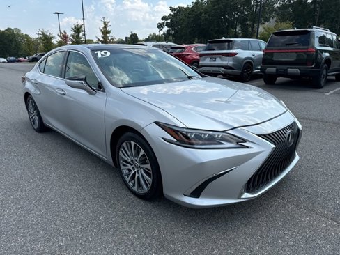 Used 2019 Lexus ES 350 Luxury image 6