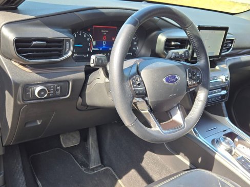 Used 2020 Ford Explorer Limited image 27