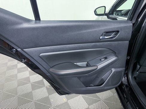 Used 2019 Nissan Altima 2.5 SR image 39
