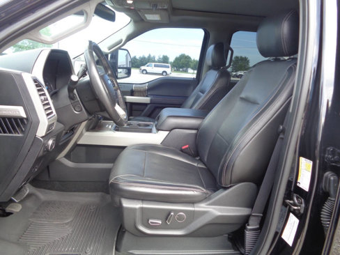 Used 2017 Ford F250 Lariat w/ Lariat Ultimate Package image 39