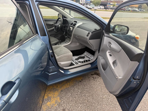 Used 2013 Toyota Corolla LE w/ Premium Pkg image 17