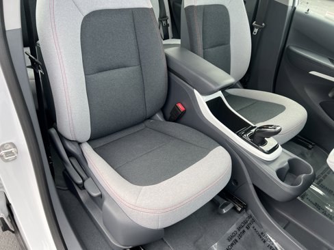 Used 2018 Chevrolet Bolt LT image 23