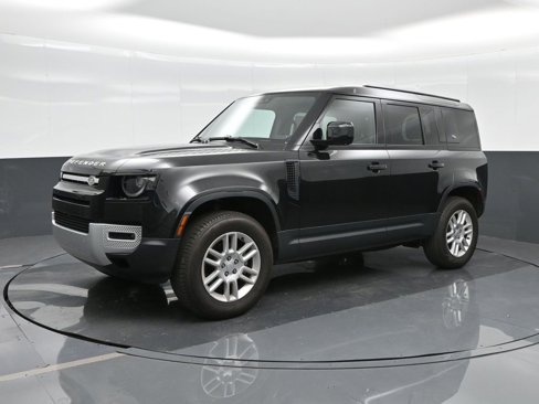 Used 2024 Land Rover Defender 110 S image 1