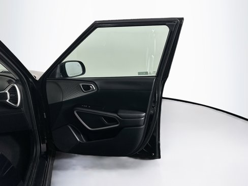 Used 2024 Kia Soul LX w/ Option Group 015 image 29