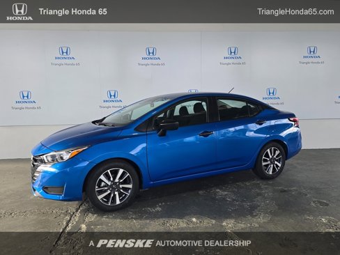 Used 2024 Nissan Versa S image 1