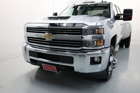 Used 2018 Chevrolet Silverado 3500 LT w/ LT Convenience Package image 37