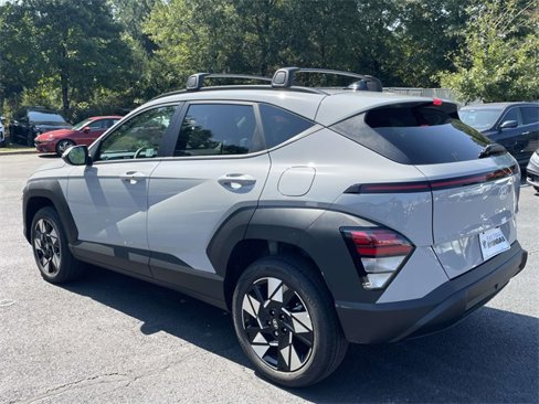 Certified 2025 Hyundai Kona SEL image 4