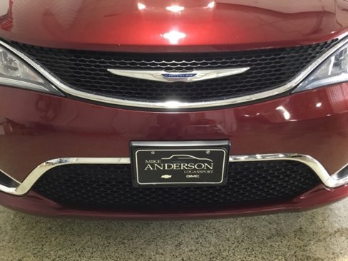 Used 2017 Chrysler Pacifica Touring-L Plus image 29