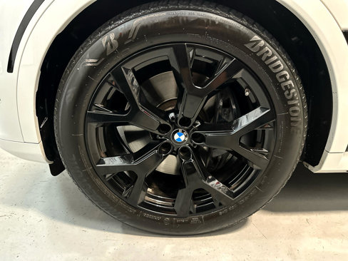 Used 2022 BMW X7 xDrive40i image 12