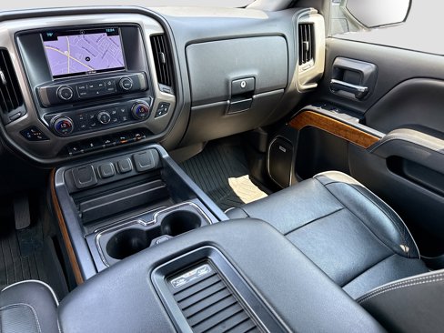 Used 2018 Chevrolet Silverado 1500 High Country image 25