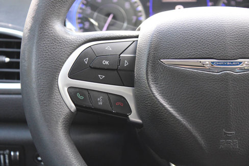 Used 2015 Chrysler 200 Limited image 36