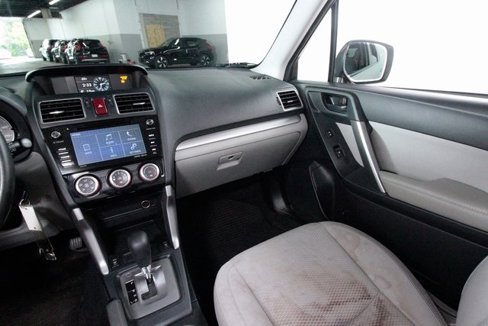 Used 2016 Subaru Forester 2.5i Premium w/ Popular Package #2 image 9
