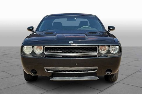 Used 2009 Dodge Challenger SE image 4
