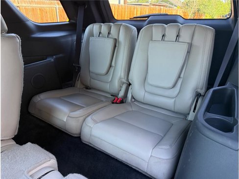 Used 2013 Ford Explorer XLT image 31