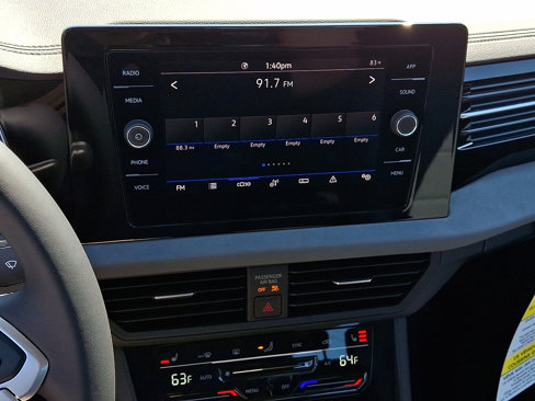 New 2025 Volkswagen Jetta SE image 9