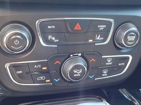 Used 2021 Jeep Compass Limited image 23
