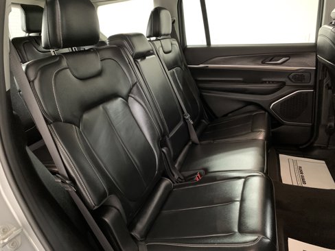 Used 2021 Jeep Grand Cherokee L Limited image 34