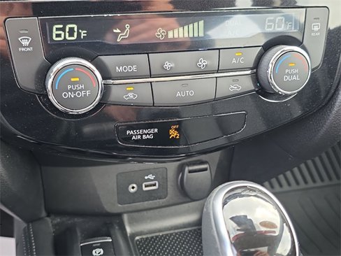Certified 2020 Nissan Rogue Sport SL w/ Premium Package image 19