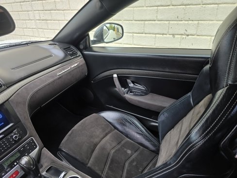 Used 2013 Maserati GranTurismo Sport image 31