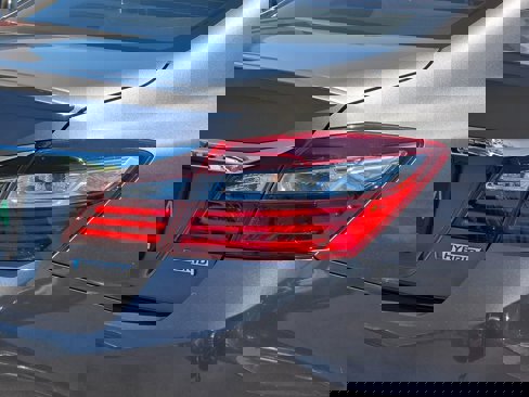 Used 2017 Honda Accord EX-L image 14