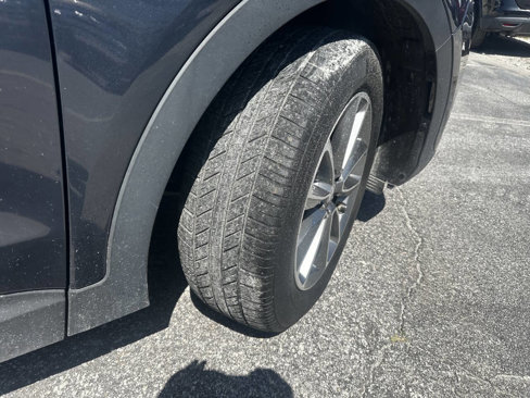 Used 2017 Hyundai Santa Fe SE image 37