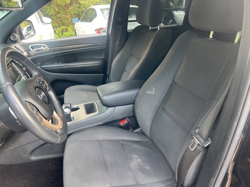 Used 2015 Jeep Grand Cherokee Laredo w/ Quick Order Package 23E image 4