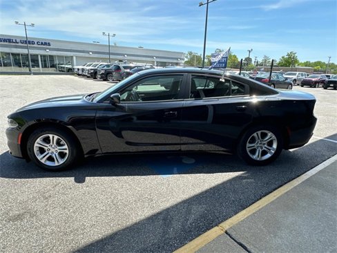 Used 2022 Dodge Charger SXT image 17