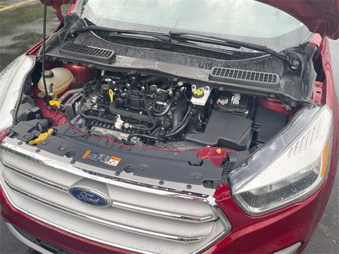 Used 2019 Ford Escape SE image 28