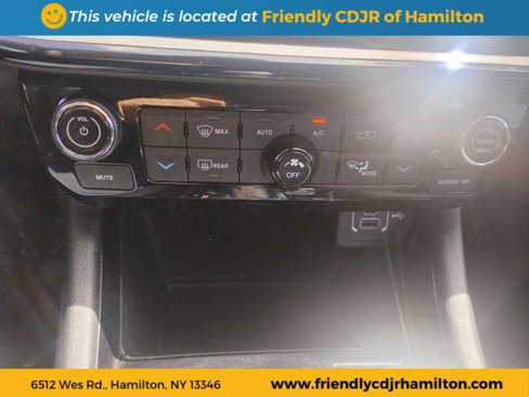 Used 2022 Jeep Compass Trailhawk image 15