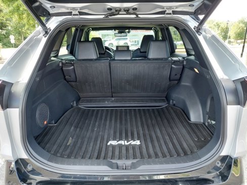 Used 2020 Toyota RAV4 XSE image 10