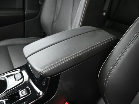Used 2021 Buick Envision Essence w/ Technology Package I image 15