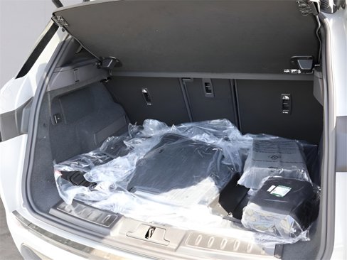 New 2026 Land Rover Range Rover Evoque Dynamic SE image 32