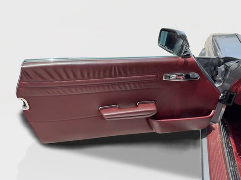 Used 1989 Mercedes-Benz 560 SL image 13