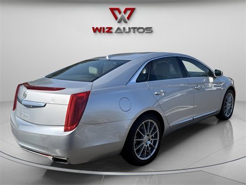 Used 2013 Cadillac XTS Luxury image 3