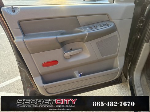 Used 2006 Dodge Ram 1500 Truck SLT image 17