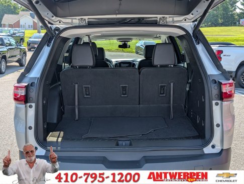 Used 2021 Chevrolet Traverse LT w/ LT Premium Package image 16
