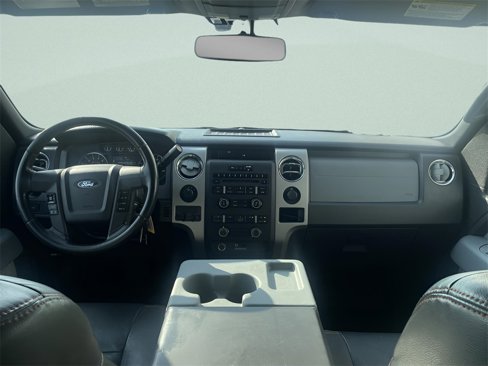 Used 2011 Ford F150 XLT w/ XLT Chrome Pkg image 8