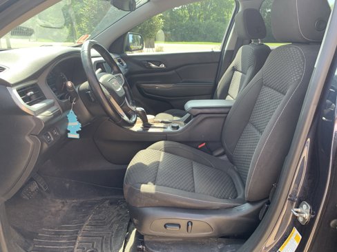 Used 2018 GMC Acadia SLE w/ Driver Alert Package I image 12