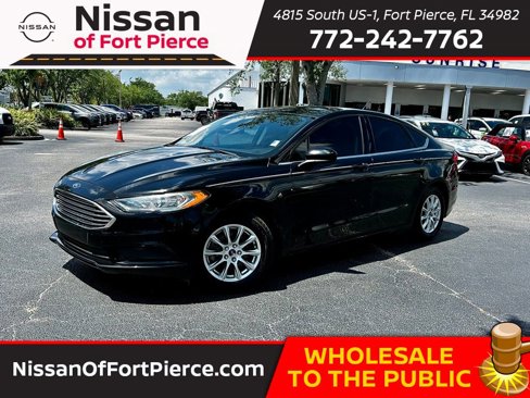 Used 2017 Ford Fusion S image 1